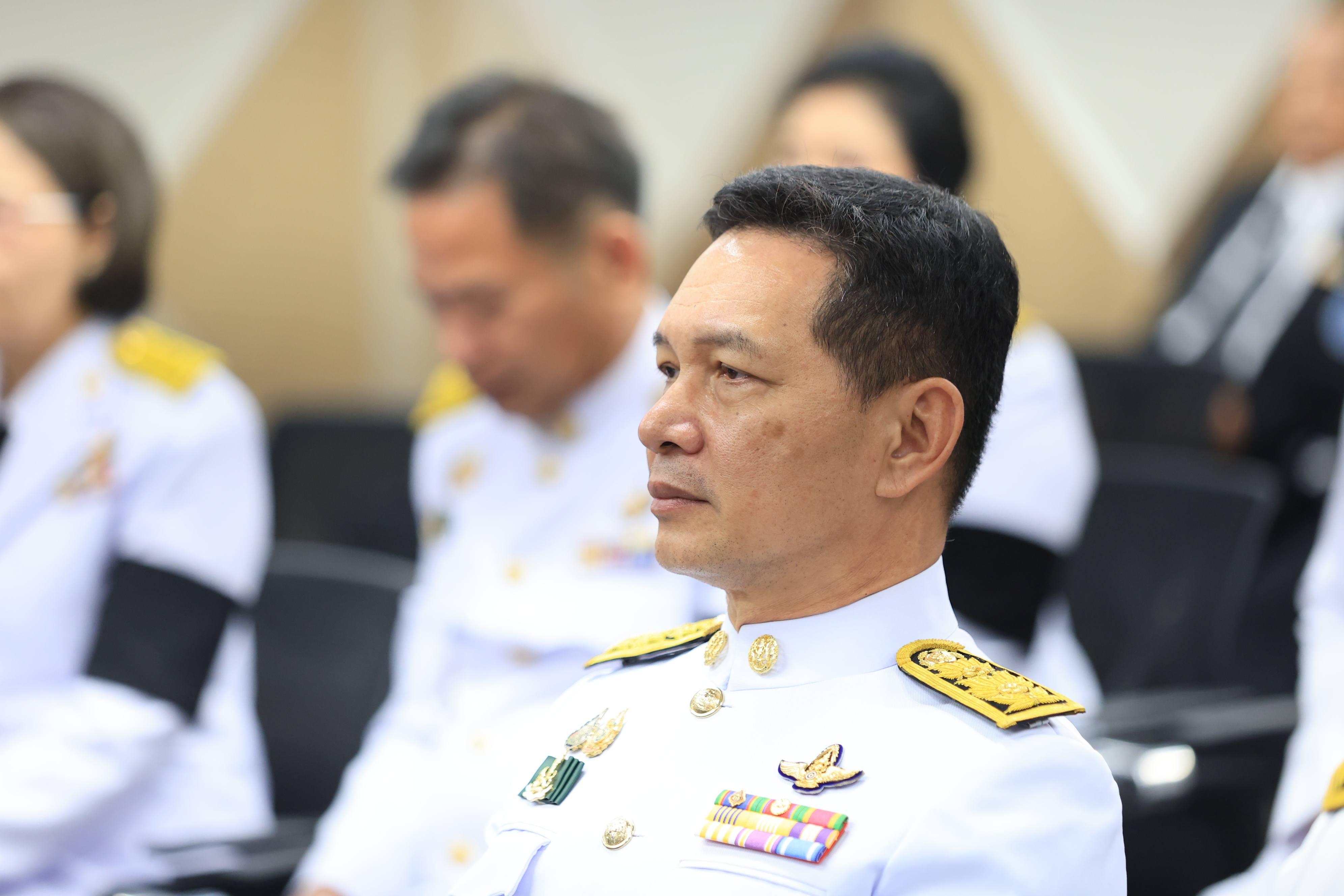 title - คณะผู้บริหาร ส.ป.ก. บันทึกเทปถวายพระพรชัยมงคล สมเด็จพระนางเจ้าสุทิดา พัชรสุธาพิมลลักษณ พระบรมราชินี เนื่องในโอกาสวันเฉลิมพระชนมพรรษา 48 พรรษา